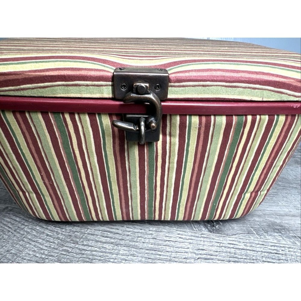 Vintage 70s Sewing Box Carrying Wood Handle Removable Plastic Tray & Extras Lot - Picture 13 of 16